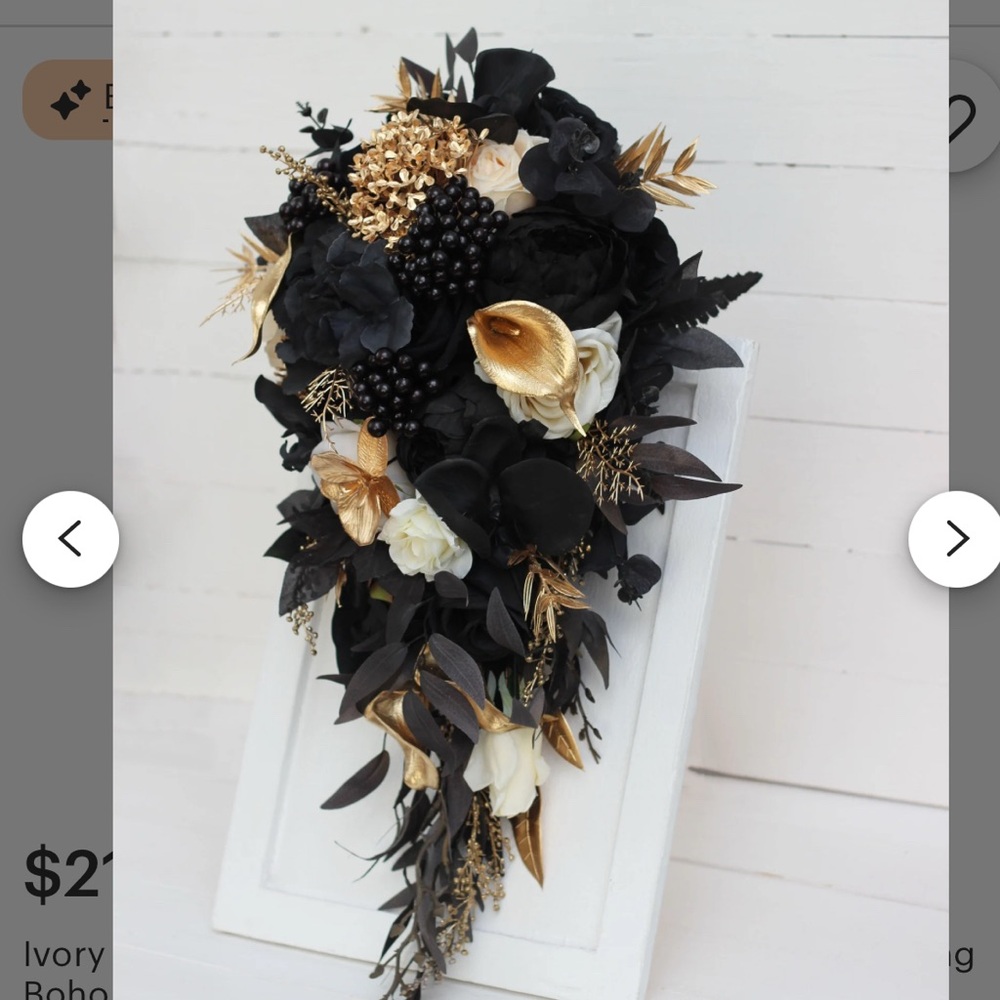 Never Used ⭐️ Elegant Black and Gold Wedding Floral Arrangement Bouquet